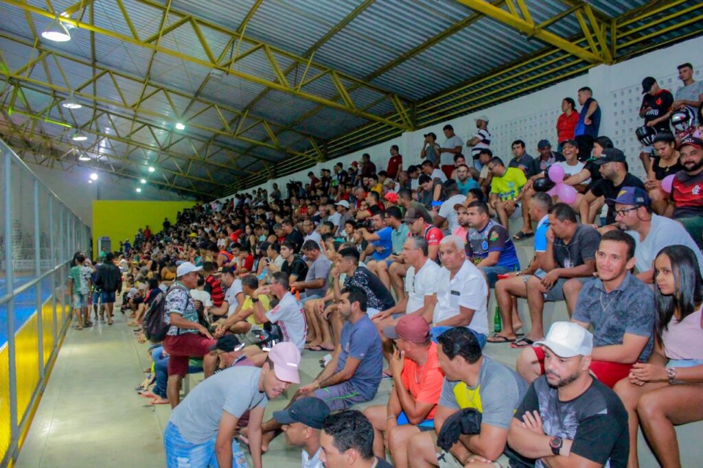 P Blico Lota Gin Sio E Vibra As Decis Es Dos Campeonatos De Futsal