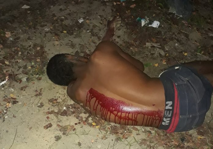 homem-assassinado-vila-matias-penedo