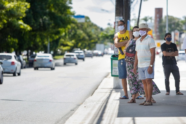 Uso de máscaras se torna obrigatório em Alagoas