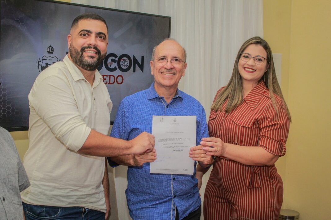 ronaldo-lopes-denys-reis-roseane-santos-procon-penedo
