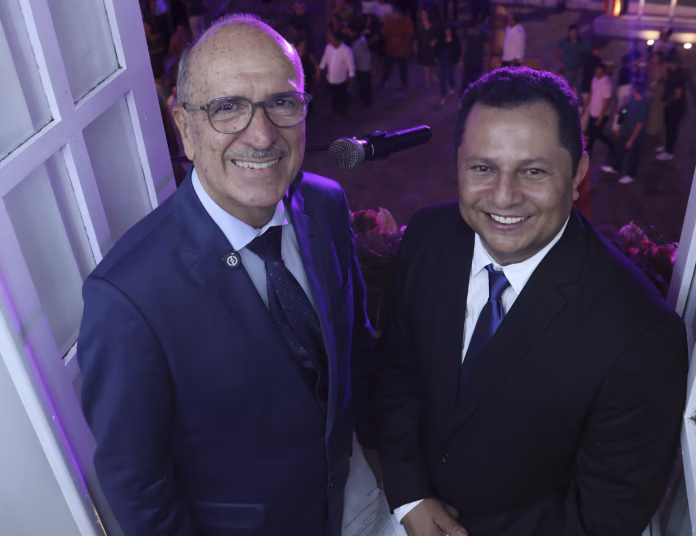 Ronaldo lopes e valdinho monteiro