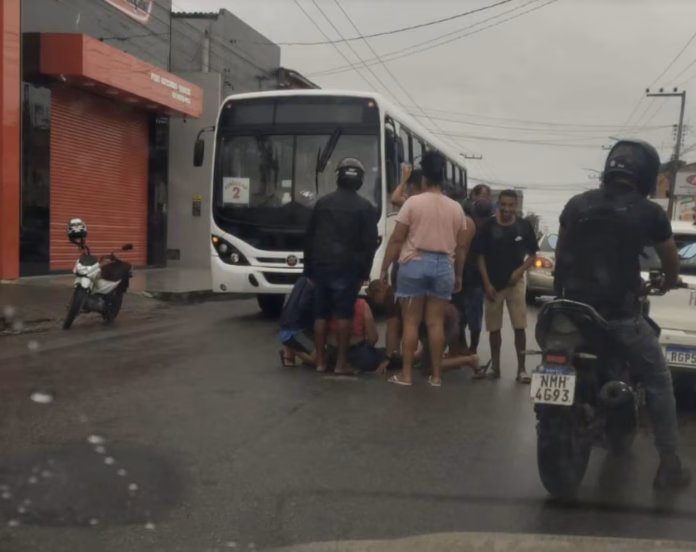 Screenshot_7 Mulher ferida em acidente de motos na Rodovia Engenheiro Joaquim Gonçalves, em Penedo