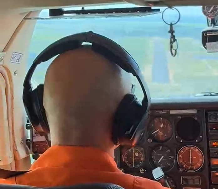 pouso aeroporto de penedo Ronaldo Lopes divulga vídeo do primeiro pouso no