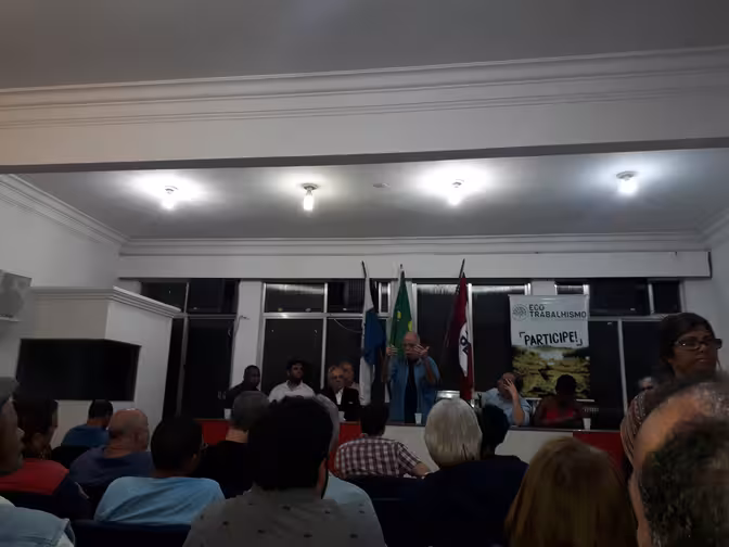PDT cogita candidaturas próprias ao Senado por sentir-se preterido em suplências