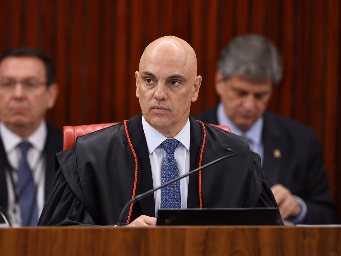 Paulo Gonet elogia firmeza de Alexandre de Moraes em evento realizado em Lisboa